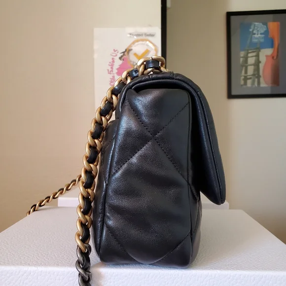 Chanel 19 flap black mixed hard ware small bag - Picture 9 of 13